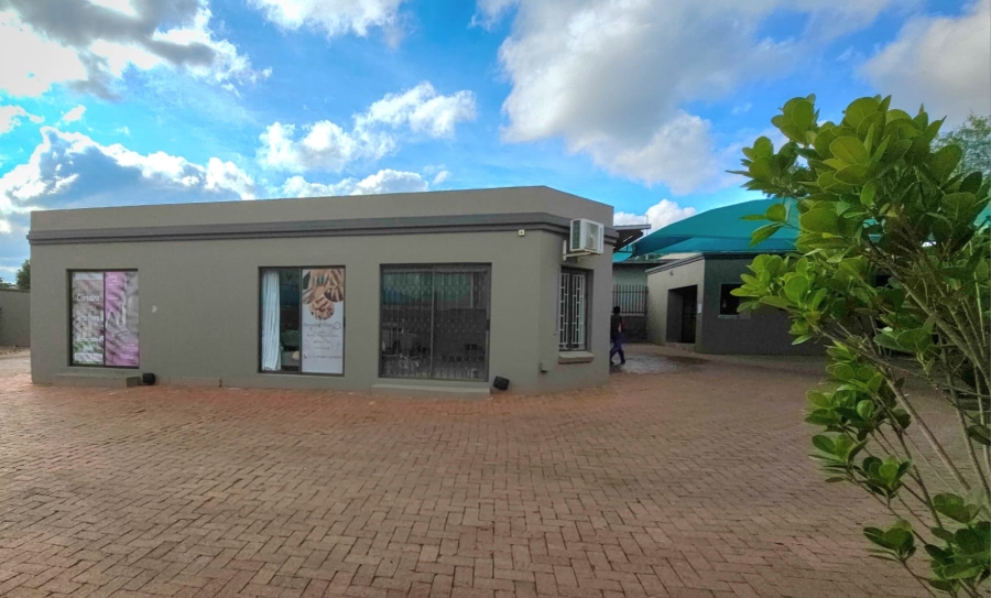 Commercial Property for Sale in Ifafi North West